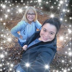 Meet your Posher, Damaris